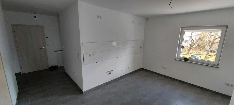 Erdgeschoßwohnung Bad Neustadt an der Saale - 3 Zimmer, 82 m&sup2;, 900&euro; | Angebot:25312096