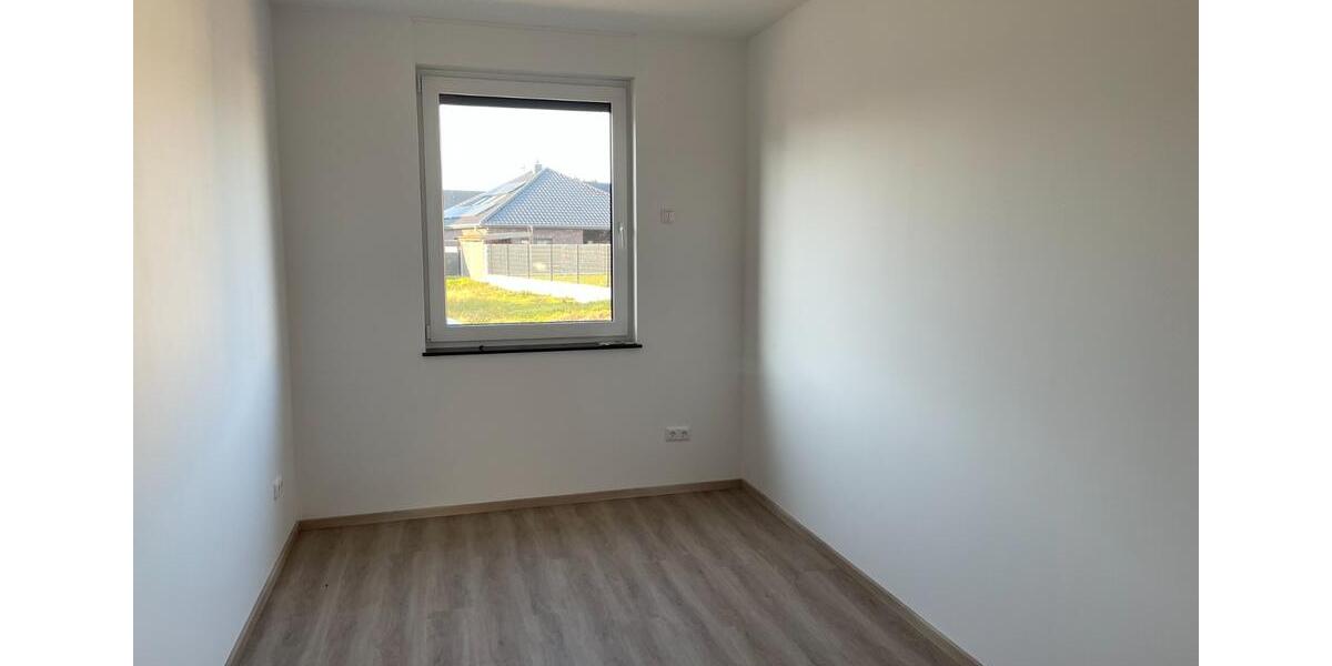 Doppelhaushälfte Giesen - 3 Zimmer, 83 m&sup2;, 1.130&euro; | Angebot:24838403