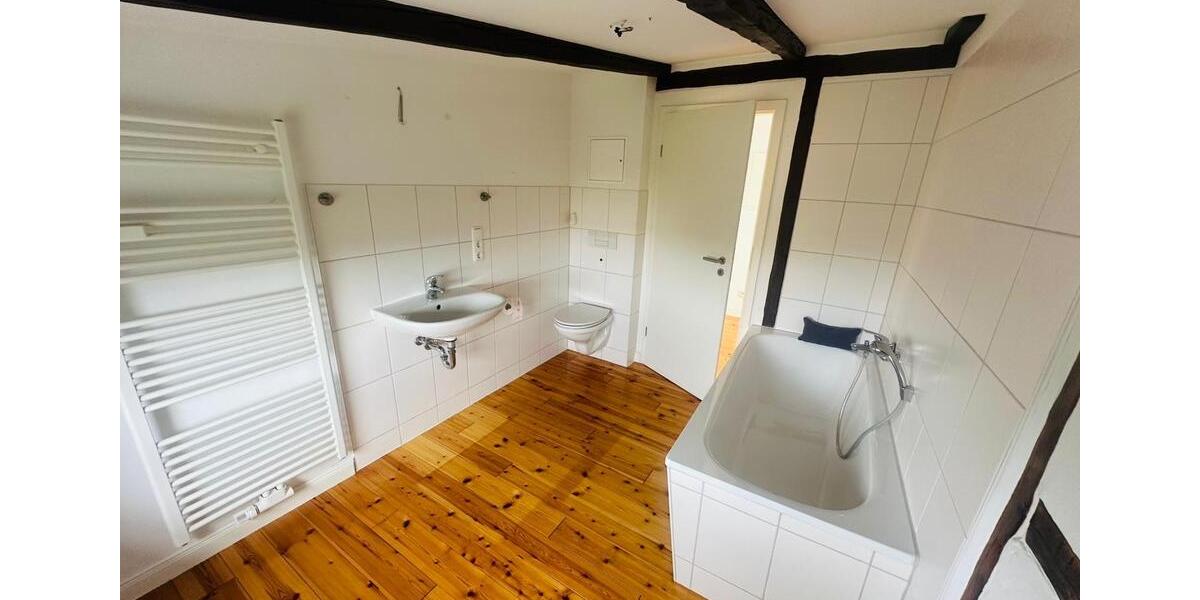 Dachgeschoßwohnung Schwerin Altstadt - 2 Zimmer, 60 m&sup2;, 640&euro; | Angebot:24559387