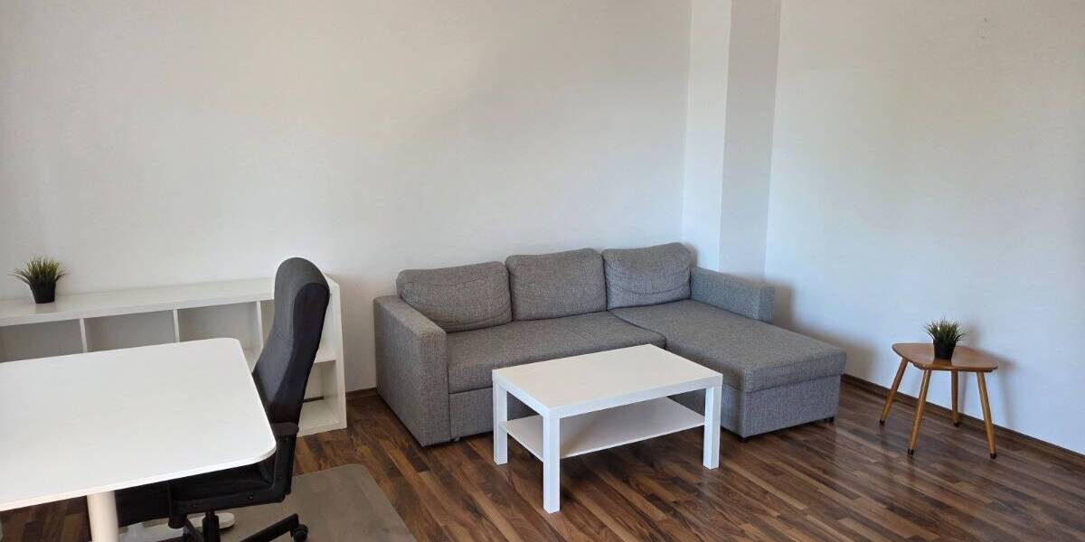 Etagenwohnung Worms Neuhausen - 2 Zimmer, 42 m&sup2;, 590&euro; | Angebot:26410145