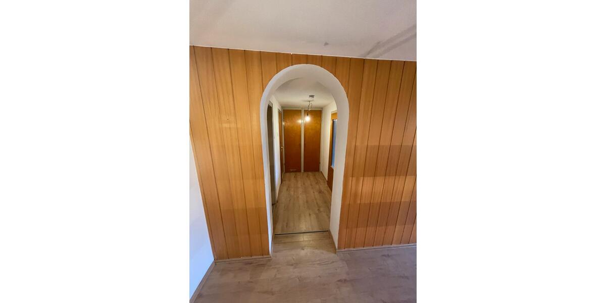 helle 5 Zimmerwohnung direkt in Calden 5 zimmer