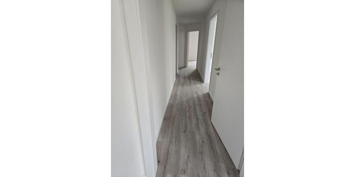 Erdgeschoßwohnung Langenselbold - 3 Zimmer, 124 m&sup2;, 1.650&euro; | Angebot:26531801