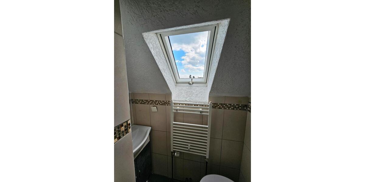 Dachgeschoßwohnung Flörsheim am Main - 2 Zimmer, 50 m&sup2;, 750&euro; | Angebot:26507560