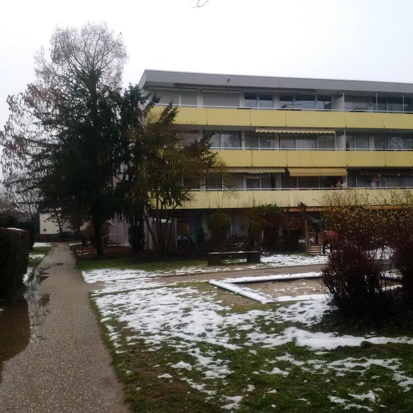 Familienfreundliche 4,5 Zimmerwohnung in WI-Auringen
