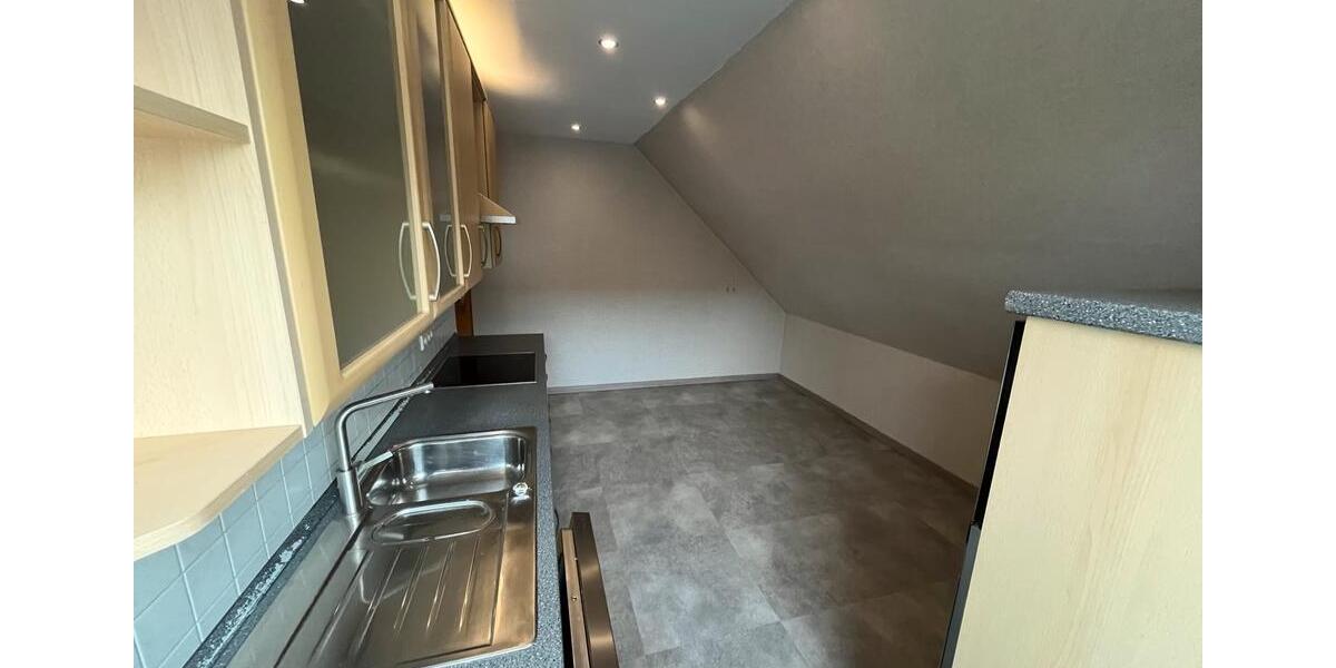 5 Zimmer Dachgeschoss- Maisonette Wohnung in Lünne 5 zimmer