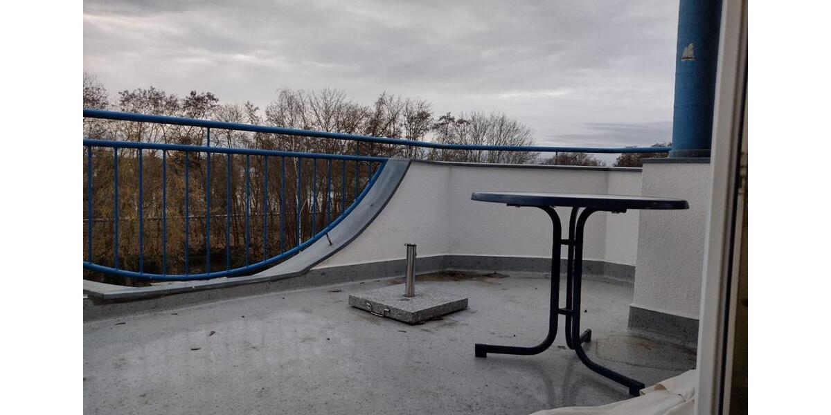 Helle Wohnung im Dachgeschoß 690€ Kalt in 16540 Hohen Neuendorf 1 zimmer