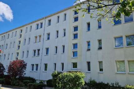 Wohnung Glauchau - 3 Zimmer, 56 m&sup2;, 340&euro; | Angebot:26994548