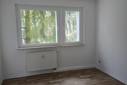Frisch renovierte 4 -Raumwohnung mit Balkon + Aufzug + Tageslichtbad 4 zimmer
