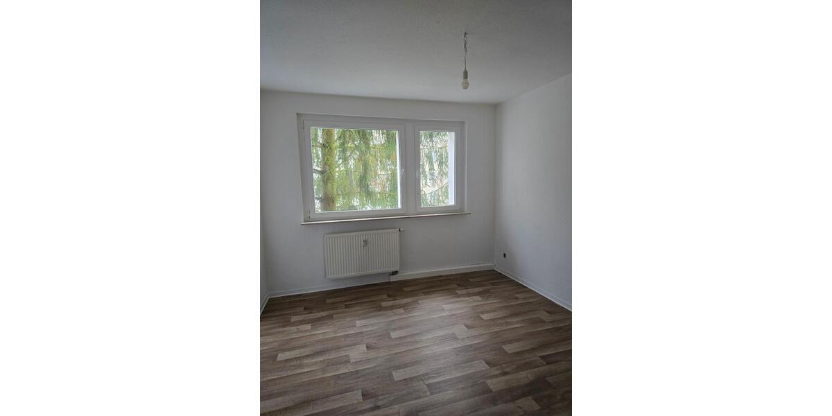 Frisch renovierte 4 -Raumwohnung mit Balkon + Aufzug + Tageslichtbad 4 zimmer