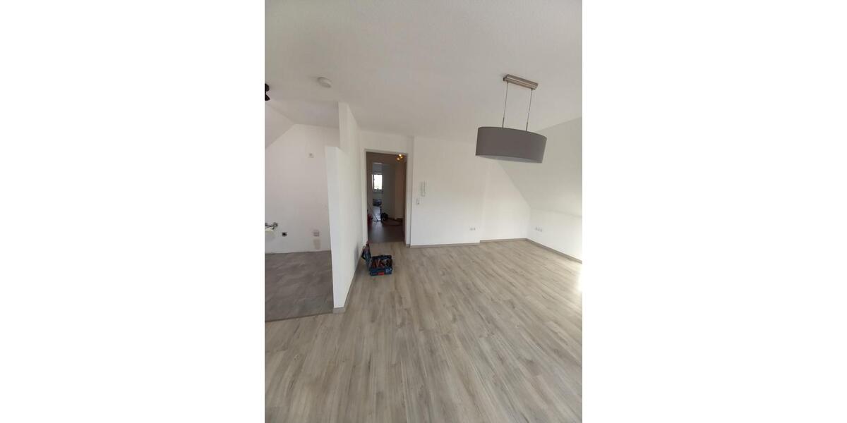 Dachgeschoßwohnung Polch - 3 Zimmer, 75 m&sup2;, 780&euro; | Angebot:26459300