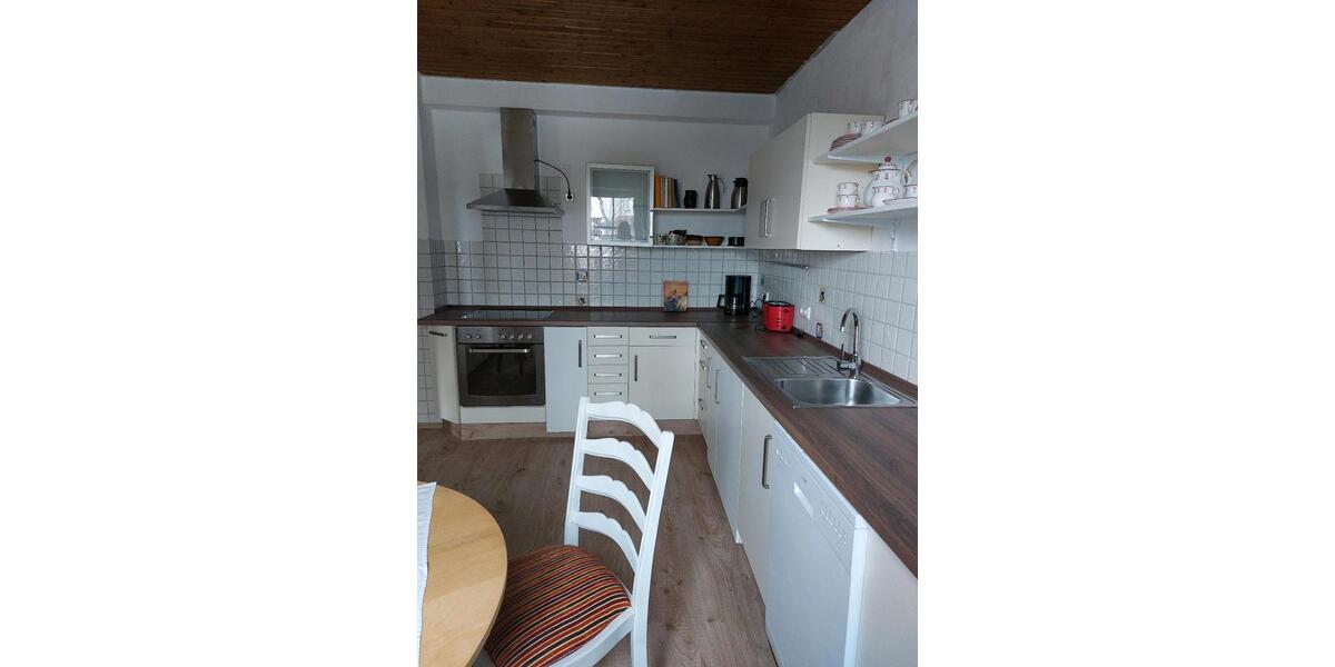 Etagenwohnung Ampfing - 3 Zimmer, 80 m&sup2;, 800&euro; | Angebot:24744616