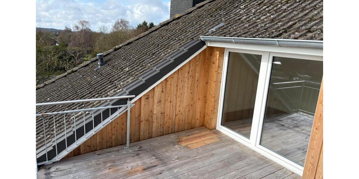 Dachgeschoßwohnung Oberndorf - 3.5 Zimmer, 75 m&sup2;, 780&euro; | Angebot:25397257