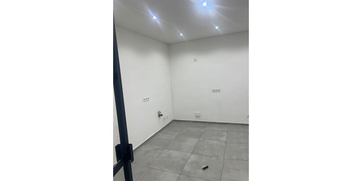 „80 m² EG-Wohnung in Püttlingen – 2 ZKB, Wintergarten, Balkon“ 1 zimmer