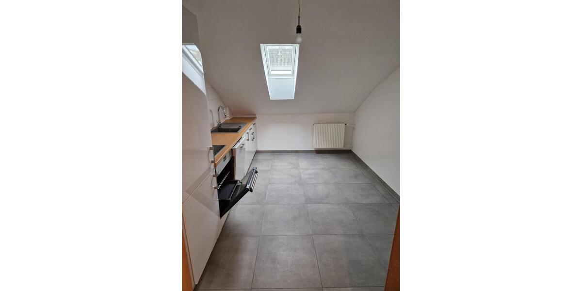 Dachgeschoßwohnung Buchen (Odenwald) - 3 Zimmer, 67 m&sup2;, 680&euro; | Angebot:24767494