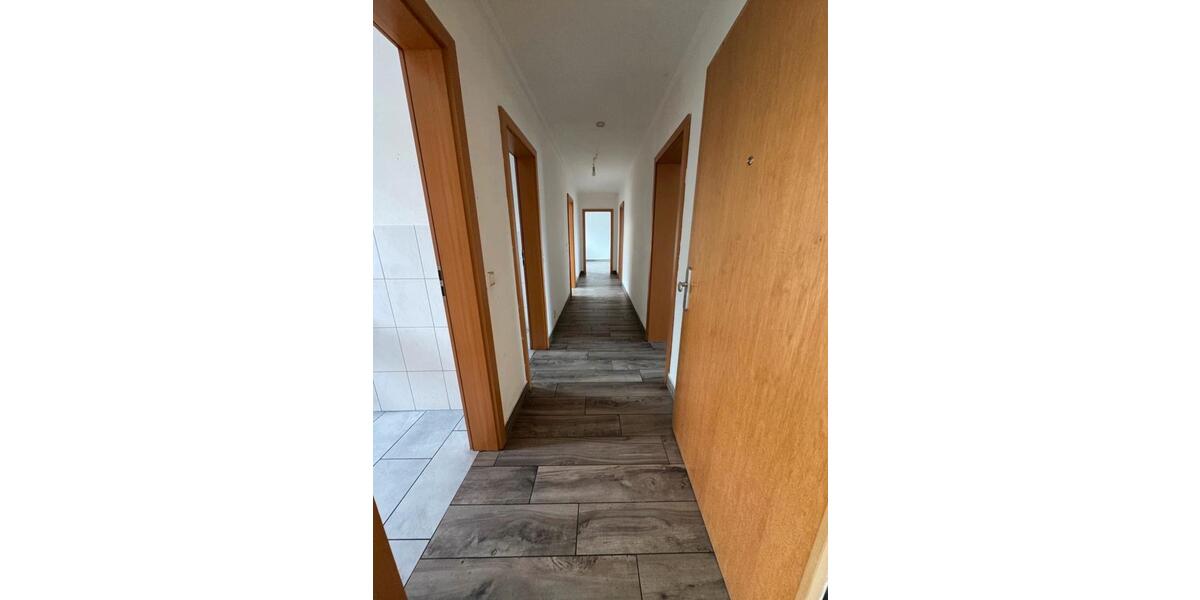 Etagenwohnung Mosbach - 3 Zimmer, 80 m&sup2;, 1.170&euro; | Angebot:26375227