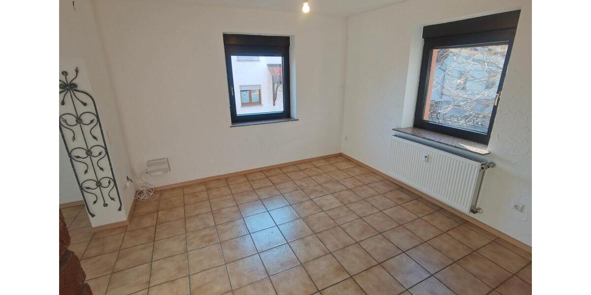 Etagenwohnung Johannesberg - 3 Zimmer, 84 m&sup2;, 740&euro; | Angebot:24742141