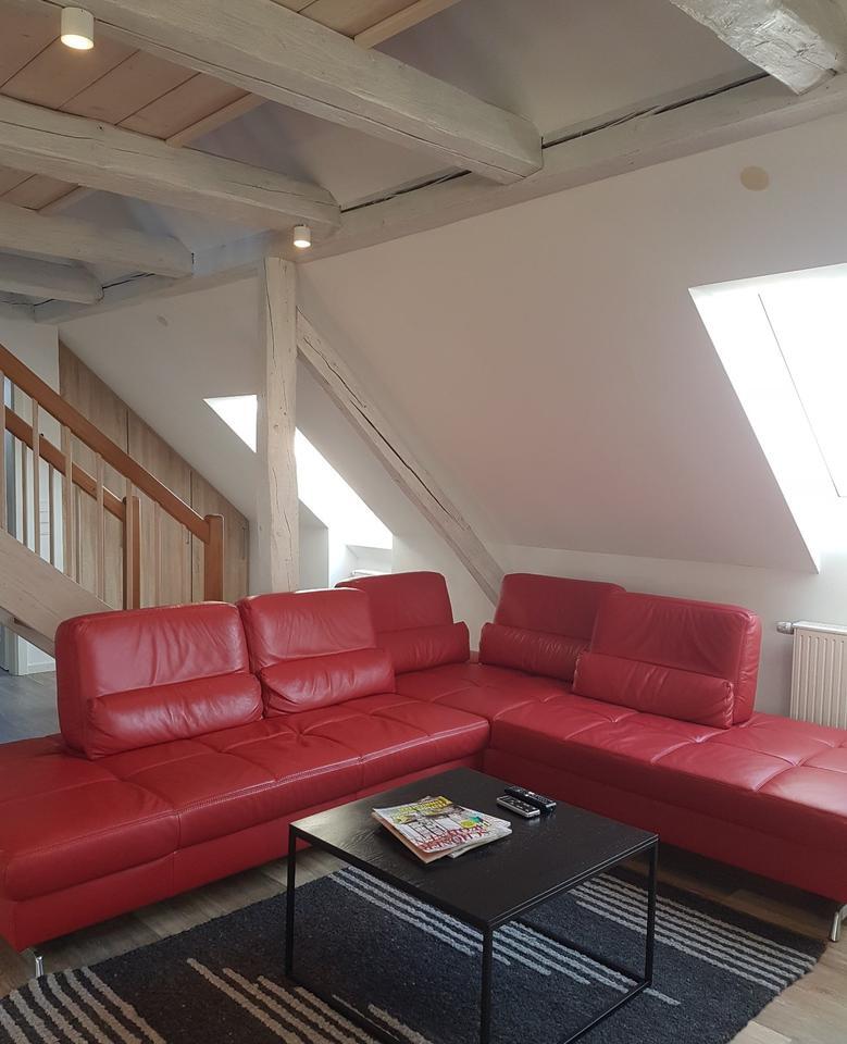 Dachgeschosswohnung in Tütkheim zimmer