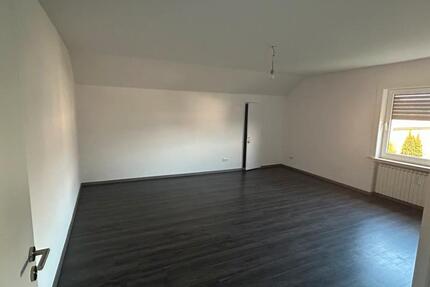 Wohnung Uslar - 3 Zimmer, 100 m&sup2;, 800&euro; | Angebot:25304331