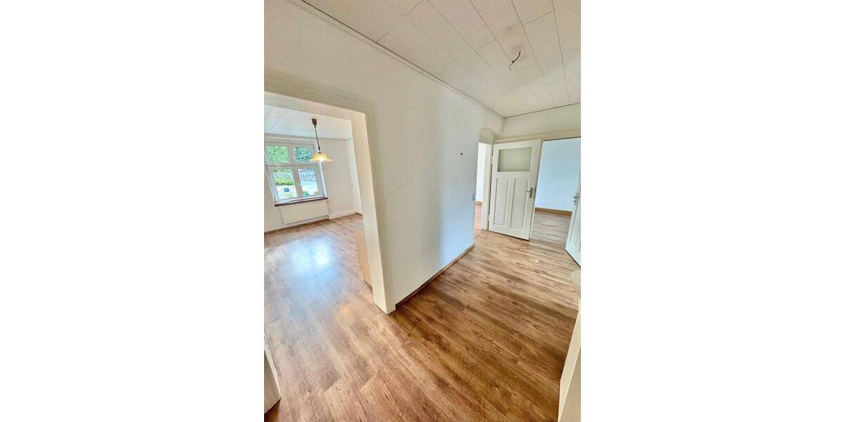 Etagenwohnung Aue - 2 Zimmer, 70 m&sup2;, 395&euro; | Angebot:26800585