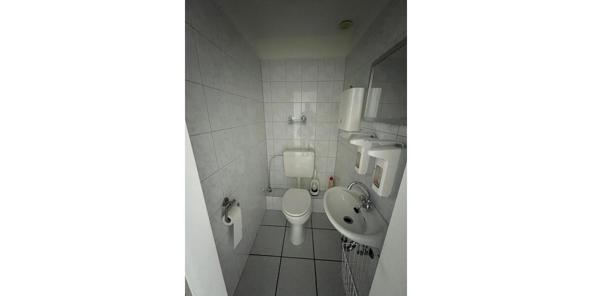 Erdgeschoßwohnung Ratingen Lintorf - 3 Zimmer, 85 m&sup2;, 1.150&euro; | Angebot:24954451