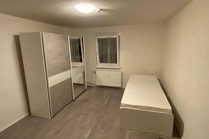 Vollmöbliertes WG-Zimmer | Warmmiete | Nähe Hochschulen 3 zimmer