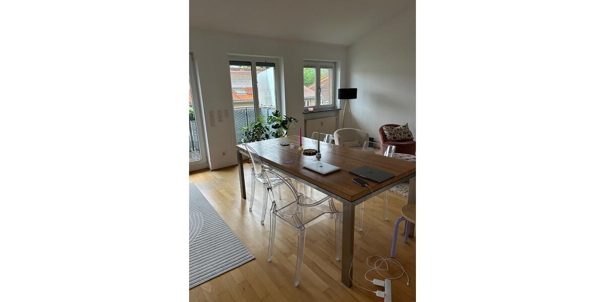 Etagenwohnung Bad Tölz - 2 Zimmer, 100 m&sup2;, 2.000&euro; | Angebot:26582338