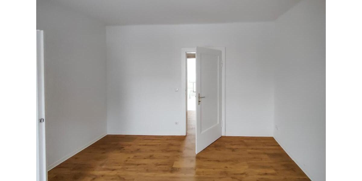 Erdgeschoßwohnung Jänschwalde Kolonie - 4 Zimmer, 87 m&sup2;, 456&euro; | Angebot:24748604