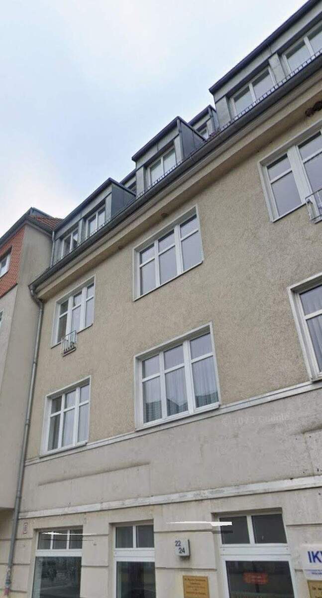 große, renovierte 1 Zimmerwohnung mit großer Kammer am Bahnhof Falkensee 1 zimmer