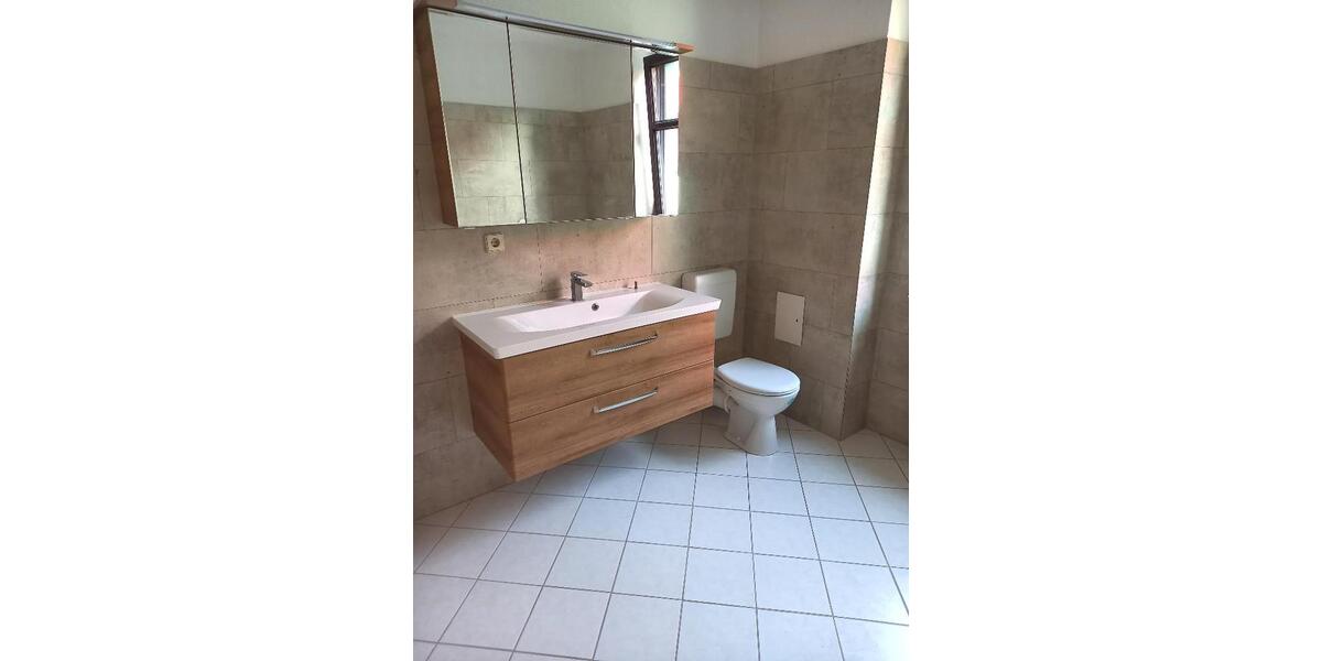 Erdgeschoßwohnung Bernburg (Saale) - 2 Zimmer, 59 m&sup2;, 320&euro; | Angebot:25719582