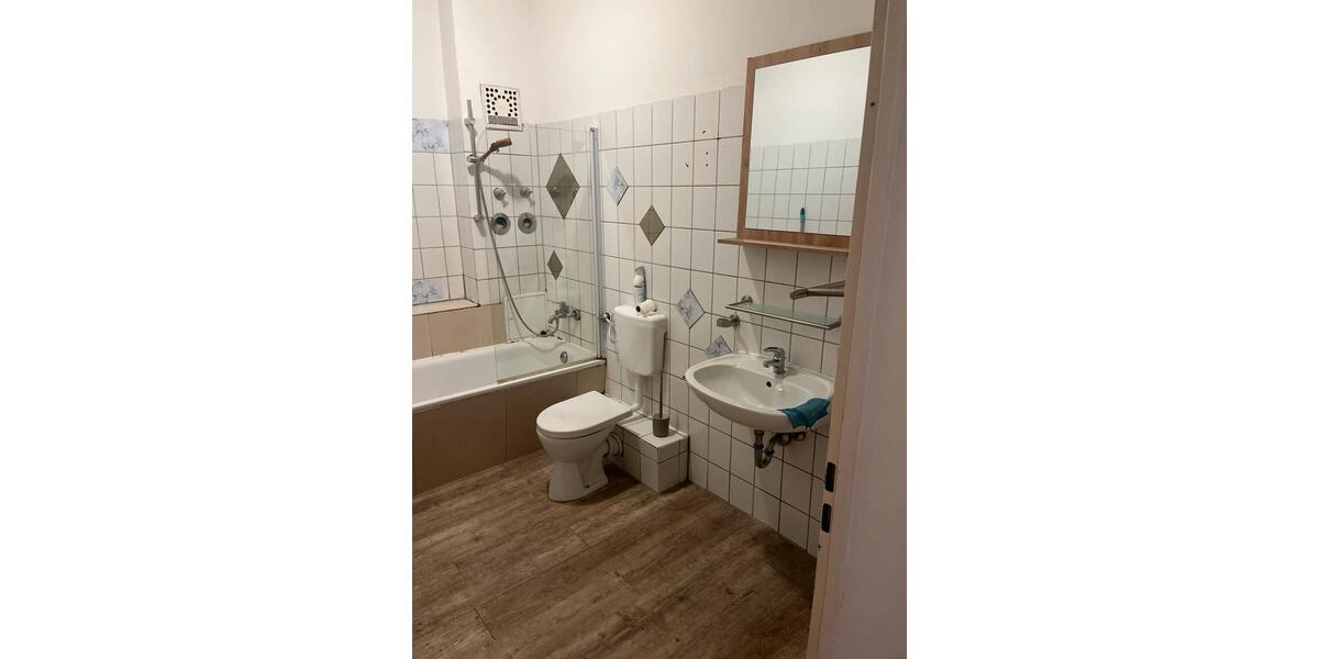 Erdgeschoßwohnung Herford - 3 Zimmer, 84 m&sup2;, 895&euro; | Angebot:25991553