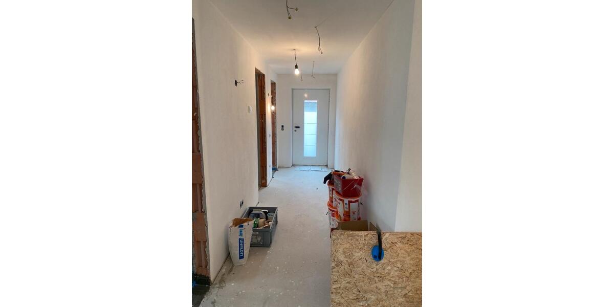 Einfamilienhaus Ebern - 6 Zimmer, 180 m&sup2;, 2.100&euro; | Angebot:25895296