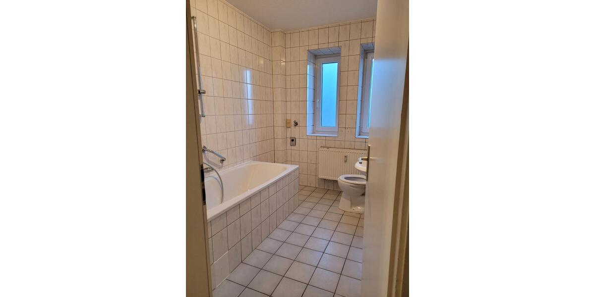 Erdgeschoßwohnung Dietzhölztal - 3 Zimmer, 77 m&sup2;, 631&euro; | Angebot:26604146
