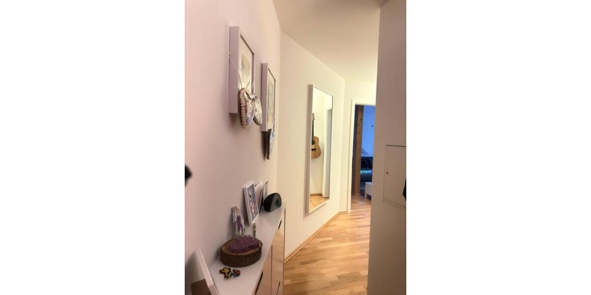 Dachgeschoßwohnung Kelheim - 3 Zimmer, 72 m&sup2;, 675&euro; | Angebot:24849807