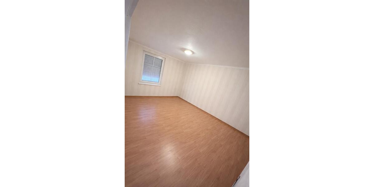 Erdgeschoßwohnung Lage - 2 Zimmer, 51 m&sup2;, 480&euro; | Angebot:25978312