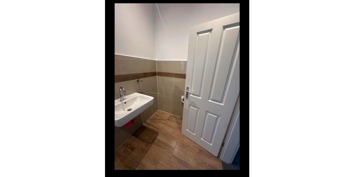 Erdgeschoßwohnung Krefeld Bockum - 2 Zimmer, 98 m&sup2;, 1.045&euro; | Angebot:24391238