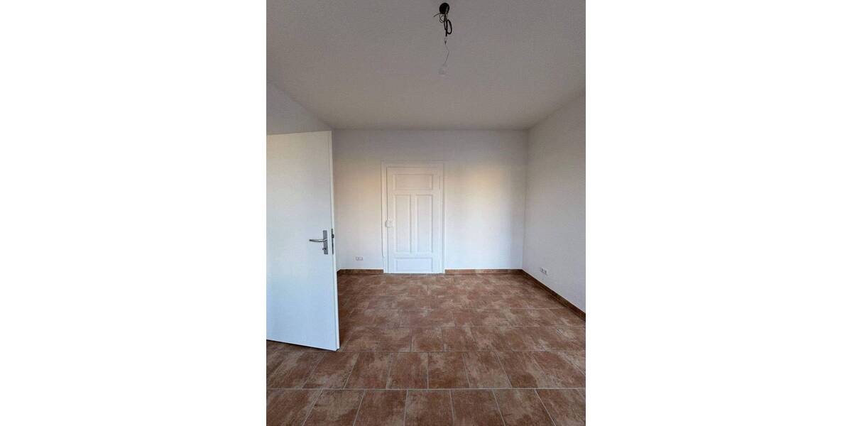 Gewerbeobjekt Fürth Nordstadt - 5 Zimmer, 120 m&sup2;, 1.080&euro; | Angebot:26859104