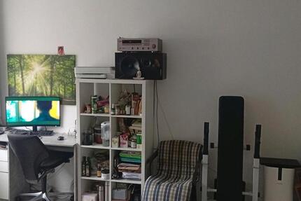 Zimmer in einer Dreizimmerwohnung 1 zimmer