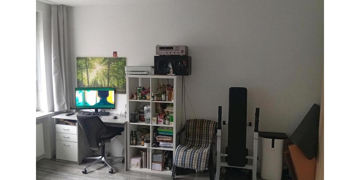 Zimmer in einer Dreizimmerwohnung 1 zimmer