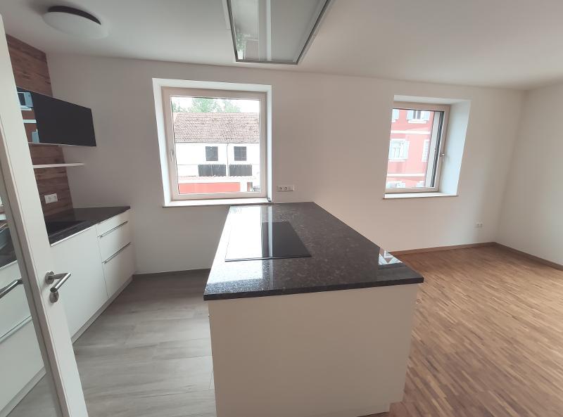 ERSTBEZUG nach Sanierung - Einfamilienhaus mit großer Terrasse und Garage 6 zimmer