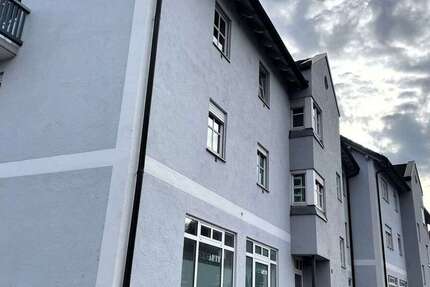 Gewerbeobjekt Altenmarkt an der Alz - 890&euro; | Angebot:25099271