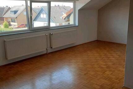 Helle und große Wohnung zu vermieten in Dingelbe
