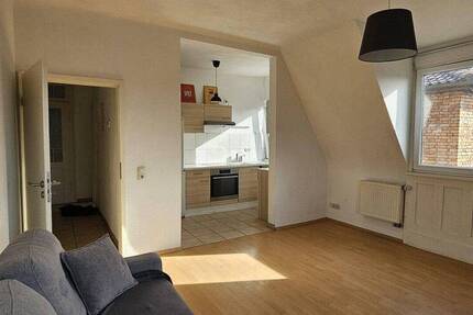 Wohnung Stuttgart Bad Cannstatt - 2 Zimmer, 61 m&sup2;, 895&euro; | Angebot:26833853