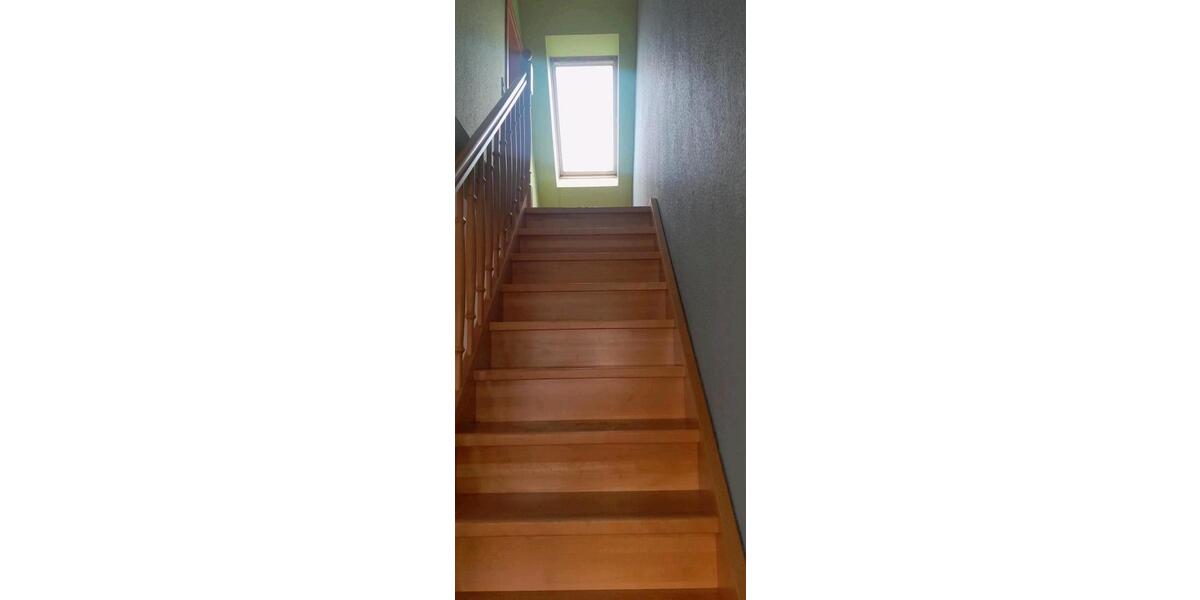 Dachgeschoßwohnung Niebüll - 2.5 Zimmer, 66 m&sup2;, 450&euro; | Angebot:25172944