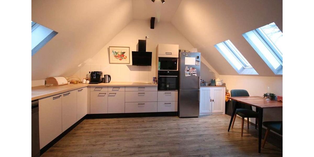 Maisonettenwohnung Uetze - 6 Zimmer, 174 m&sup2;, 1.180&euro; | Angebot:25988542