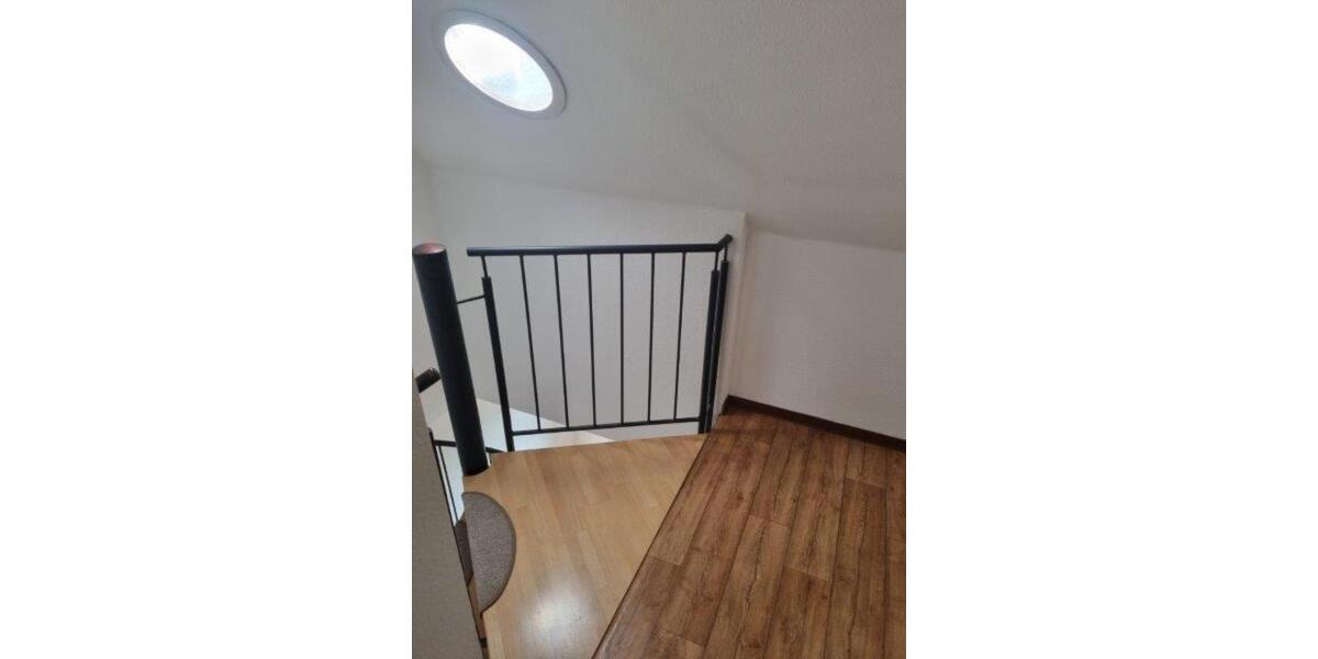 Maisonettenwohnung Gröditz - 3 Zimmer, 69 m&sup2;, 395&euro; | Angebot:25790192