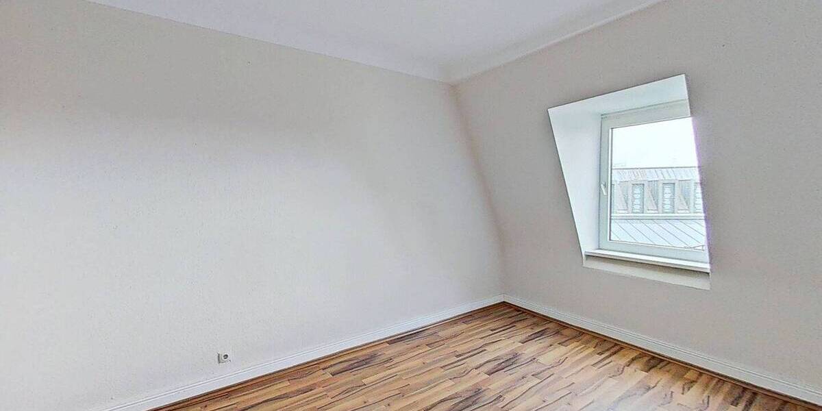 Etagenwohnung Neumünster Innenstadt - 3 Zimmer, 77 m&sup2;, 579&euro; | Angebot:26731051