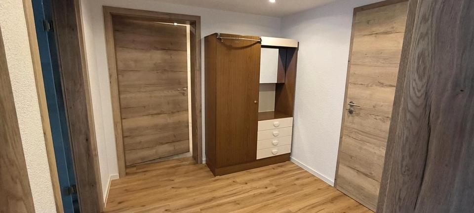 Erdgeschoßwohnung Stadtroda - 2 Zimmer, 69 m&sup2;, 459&euro; | Angebot:24826873