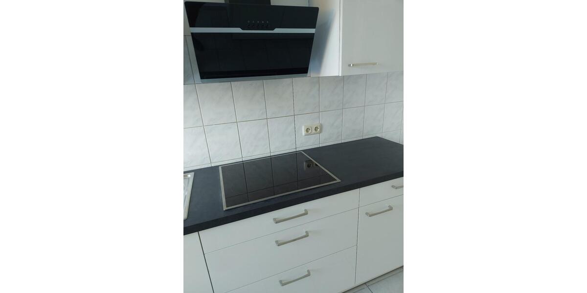 4-Zimmer-Wohnung im Erdgeschoss mit Balkon zu vermieten 4 zimmer