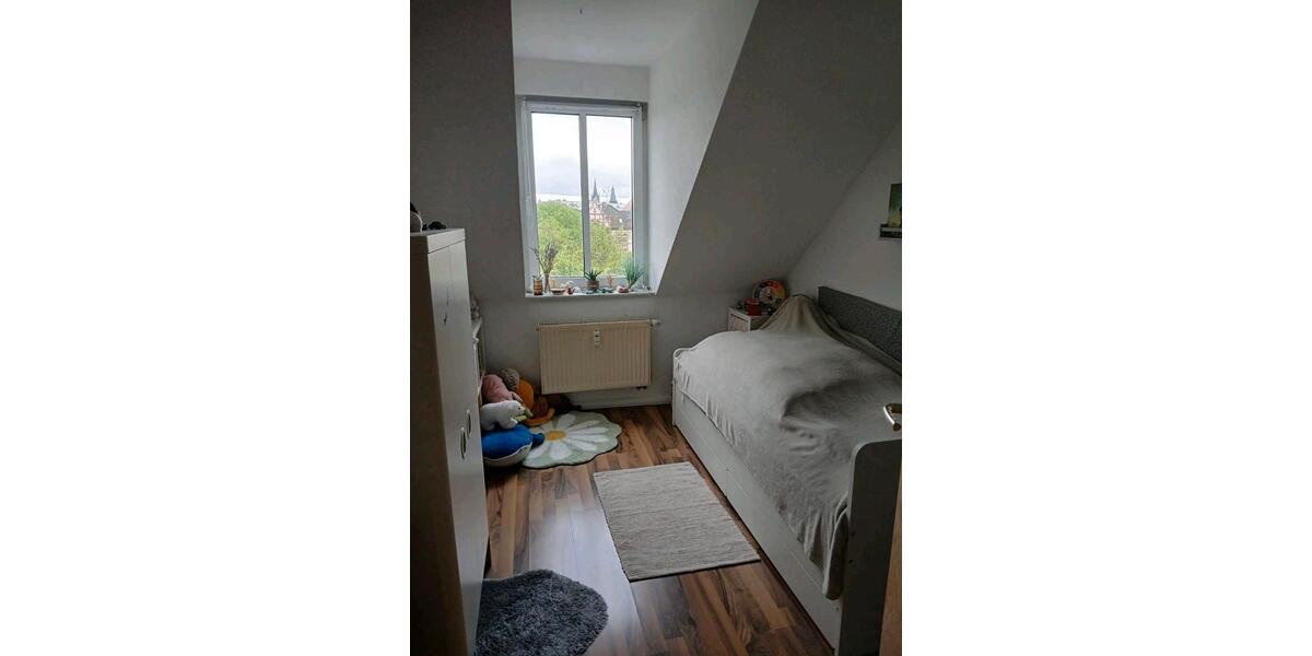 Dachgeschoßwohnung Erfurt Johannesvorstadt - 3 Zimmer, 75 m&sup2;, 750&euro; | Angebot:26618782