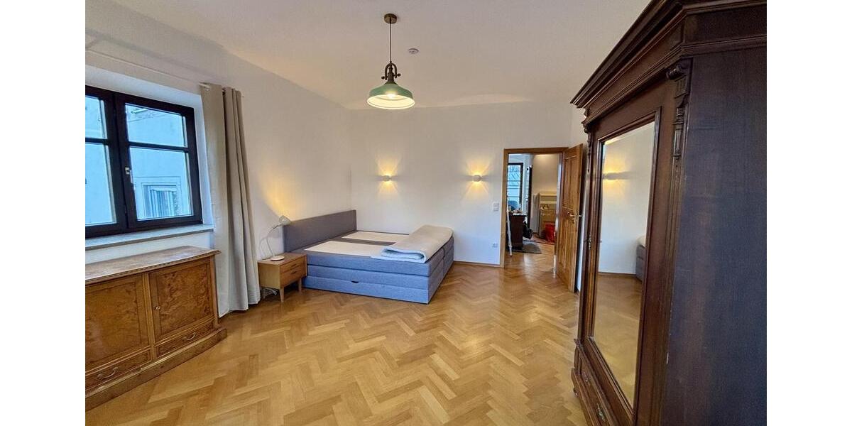 Wohnen auf Zeit Augsburg - 1 Zimmer, 200 m&sup2;, 690&euro; | Angebot:26664557
